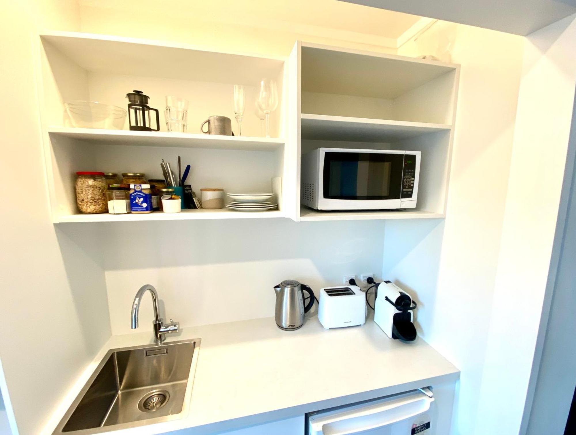 2 Mile Bay Guesthouse Таупо Екстер'єр фото