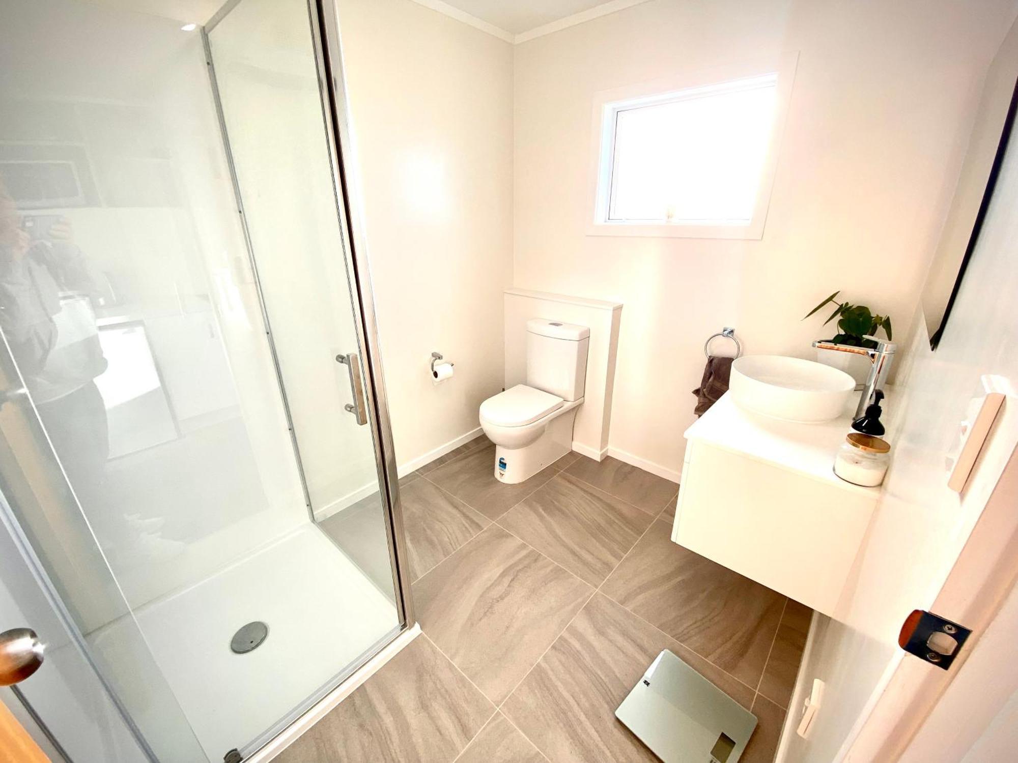 2 Mile Bay Guesthouse Таупо Екстер'єр фото